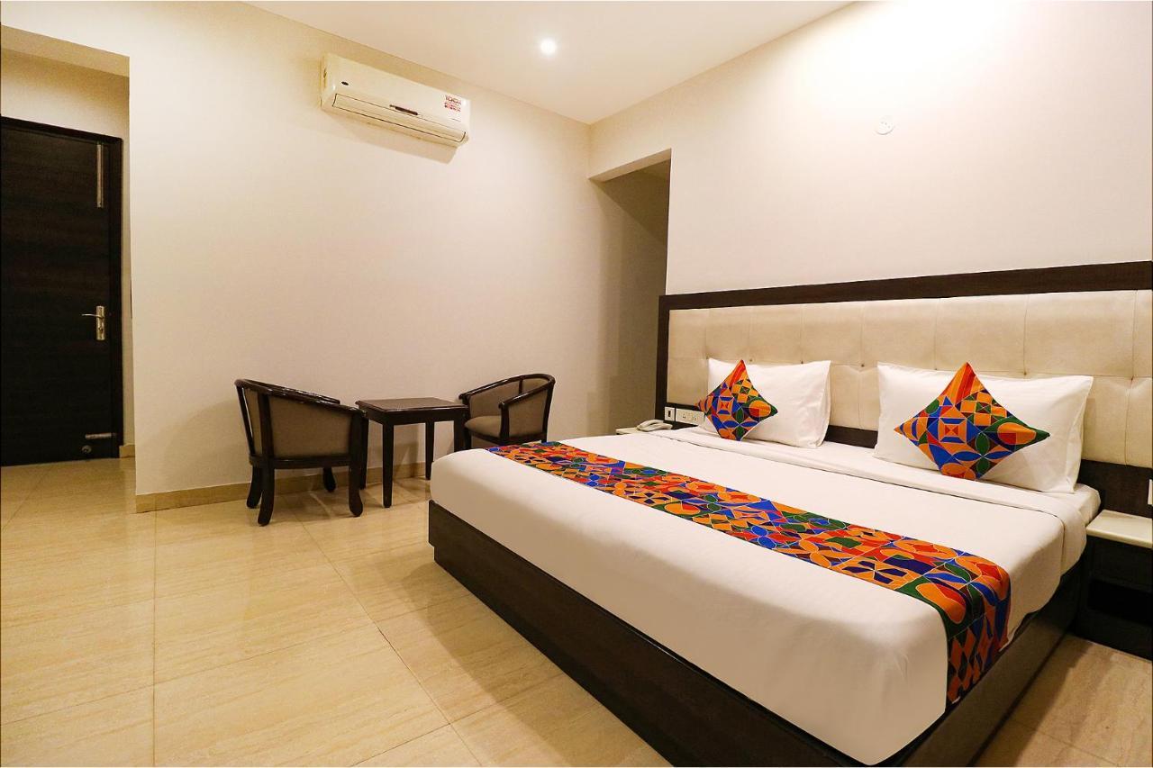 Fabhotel Oyster Villa Gurgaon Eksteriør bilde