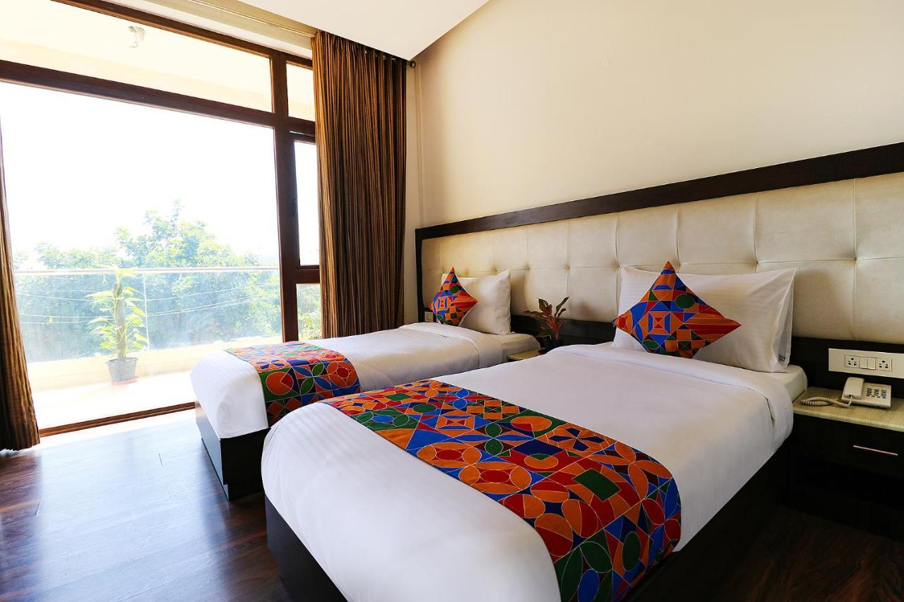 Fabhotel Oyster Villa Gurgaon Eksteriør bilde