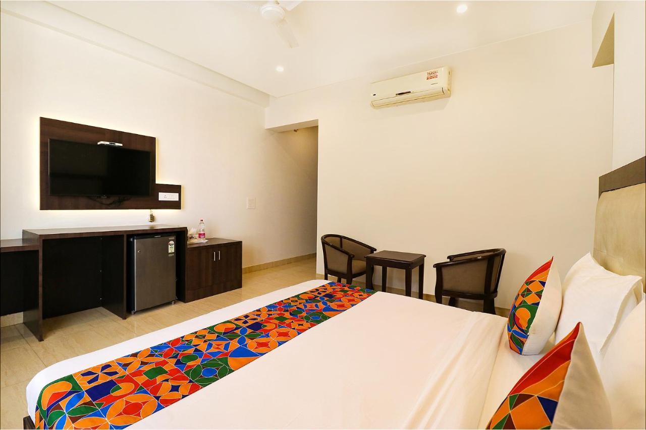 Fabhotel Oyster Villa Gurgaon Eksteriør bilde
